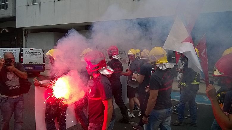 2017-07-05 bombeiros Lugo 002.jpg